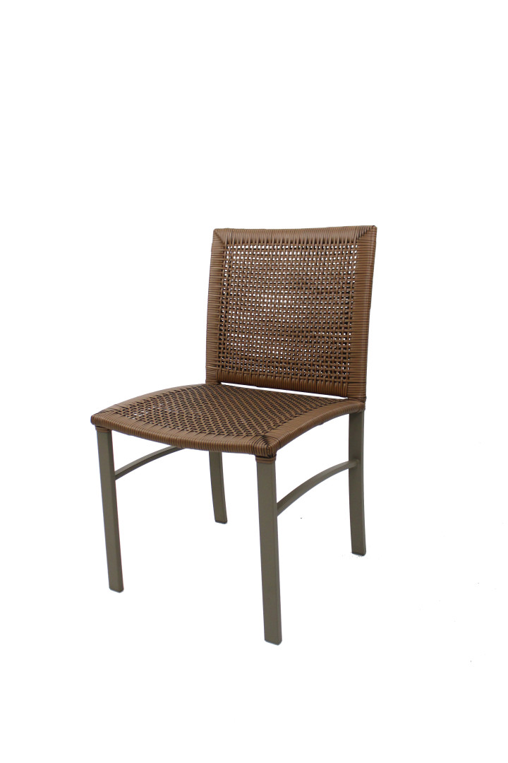 Cadeira Amélia - Design sofisticado e conforto excepcional